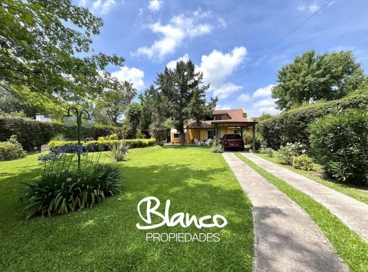 Casa · 200m² · 5 Ambientes