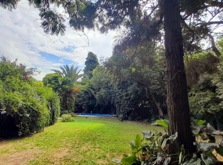 Casa · 426m² · 5 Ambientes · 3 Cocheras