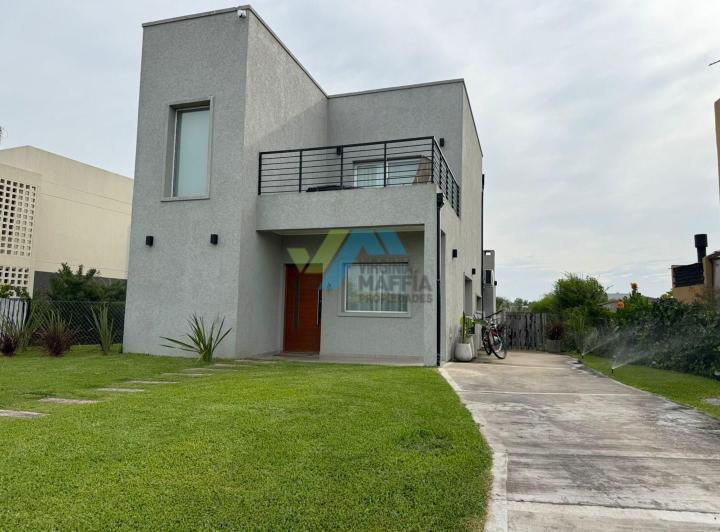 Casa · 170m² · 5 Ambientes