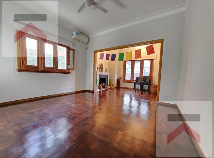 Casa · 185m² · 5 Ambientes · 1 Cochera