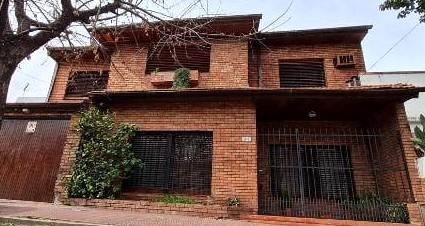 Casa · 197m² · 7 Ambientes · 2 Cocheras