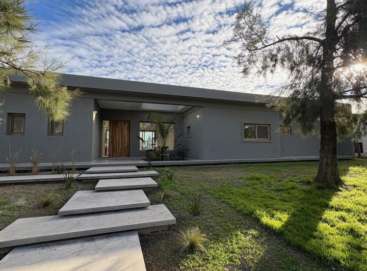 Casa · 185m² · 5 Ambientes