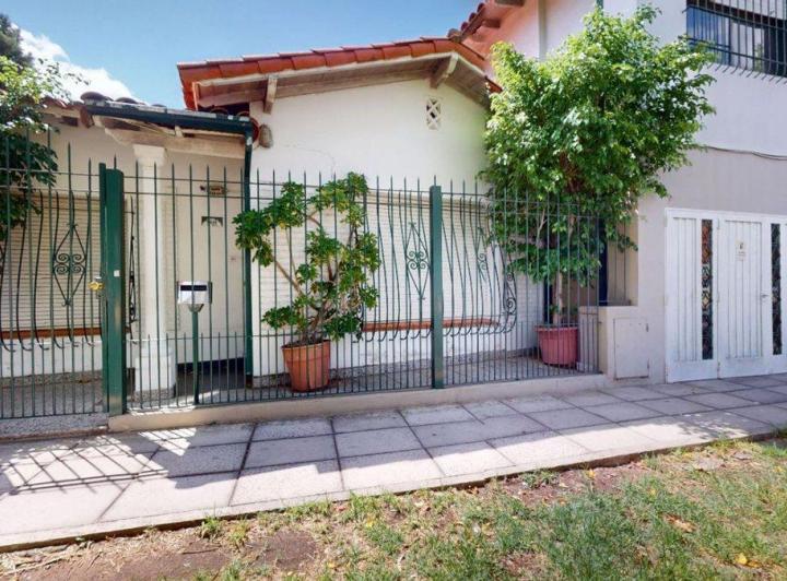 Casa · 165m² · 5 Ambientes · 1 Cochera