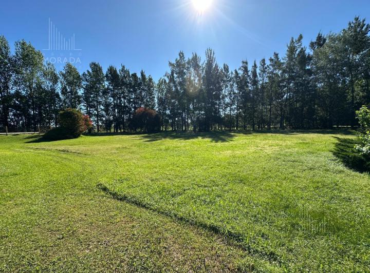Casa · 320m² · 7 Ambientes · 2 Cocheras