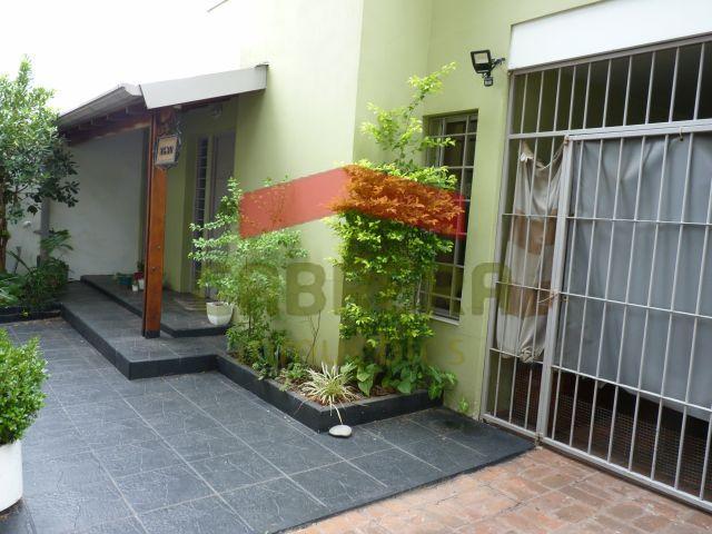 Casa · 250m² · 7 Ambientes · 2 Cocheras