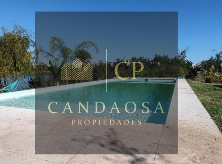 Casa · 205m² · 5 Ambientes · 2 Cocheras