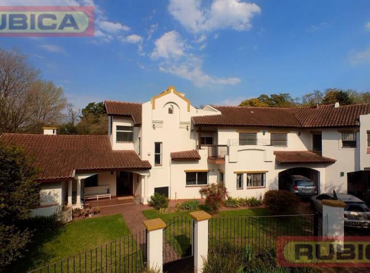 Casa · 550m² · 12 Ambientes · 2 Cocheras