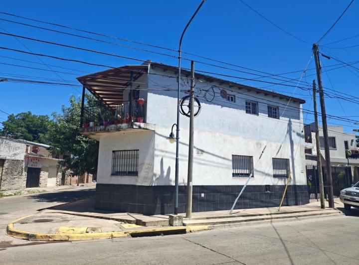 Casa · 260m² · 5 Ambientes