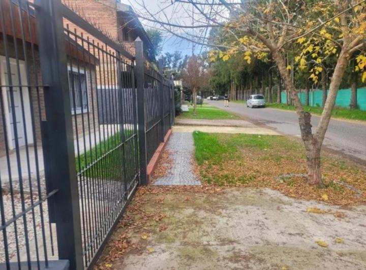 Casa · 300m² · 5 Ambientes