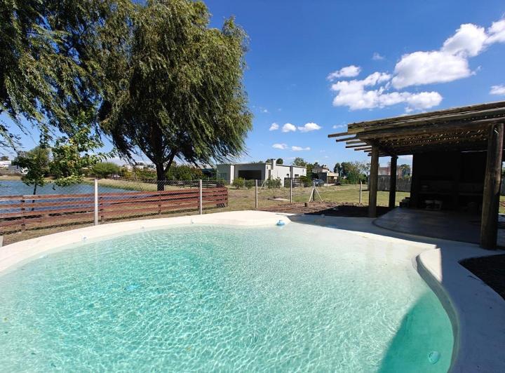 Casa · 170m² · 5 Ambientes · 2 Cocheras