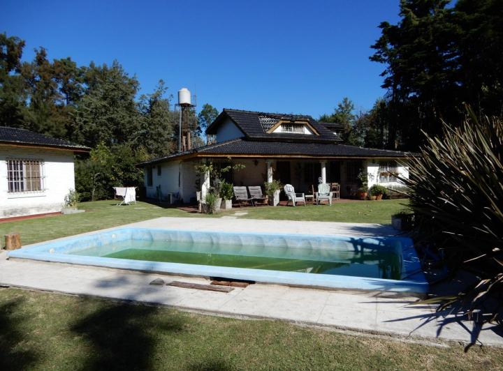 Casa · 176m² · 6 Ambientes · 1 Cochera