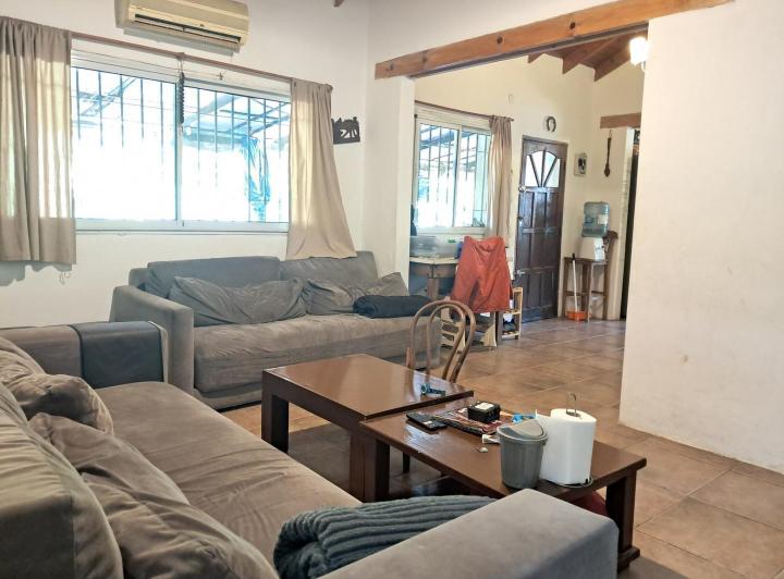 Casa · 170m² · 5 Ambientes · 4 Cocheras