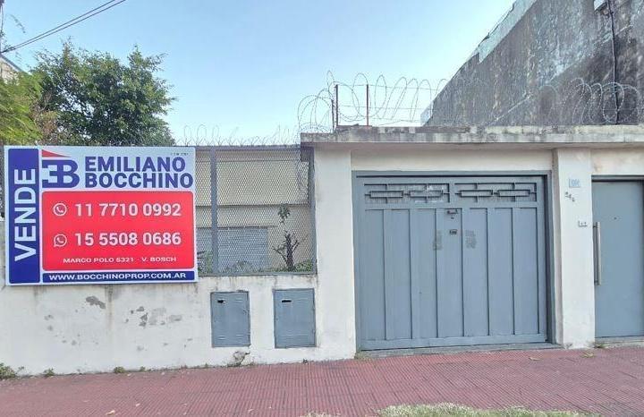 Casa · 300m² · 6 Ambientes · 1 Cochera