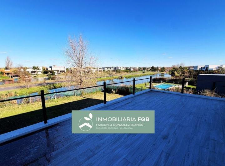 Casa · 190m² · 6 Ambientes · 6 Cocheras