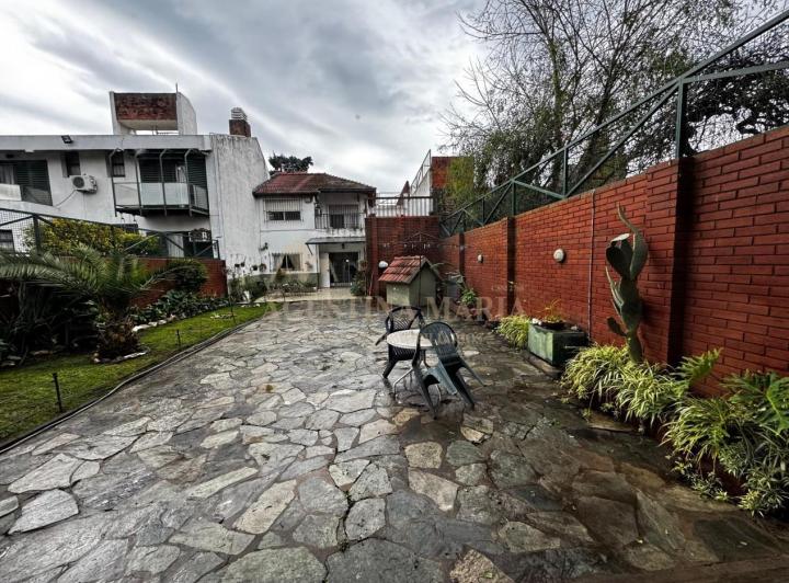Casa · 250m² · 5 Ambientes