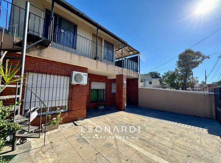 Casa · 162m² · 7 Ambientes · 1 Cochera