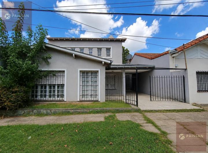 Casa · 340m² · 6 Ambientes · 1 Cochera