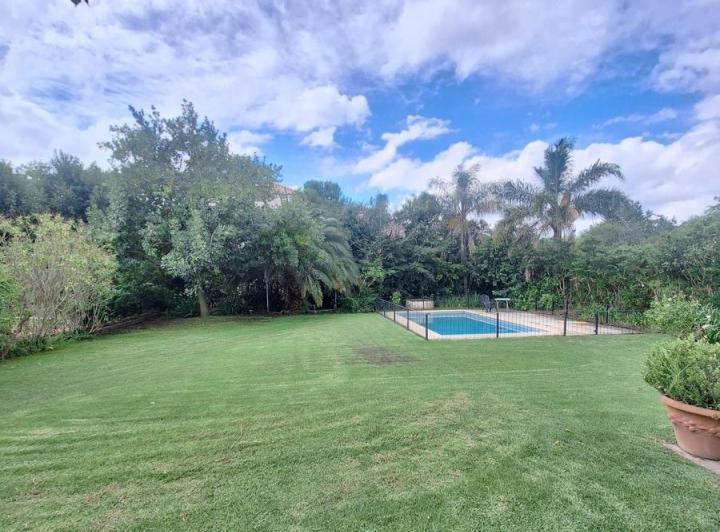 Casa · 250m² · 7 Ambientes · 1 Cochera