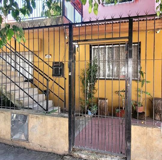 Casa · 260m² · 6 Dormitorios · 1 Cochera