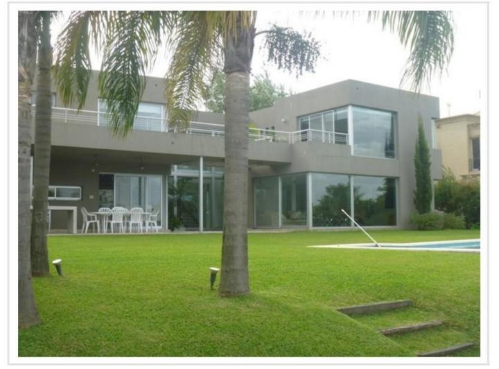 Casa · 420m² · 5 Ambientes · 1 Cochera