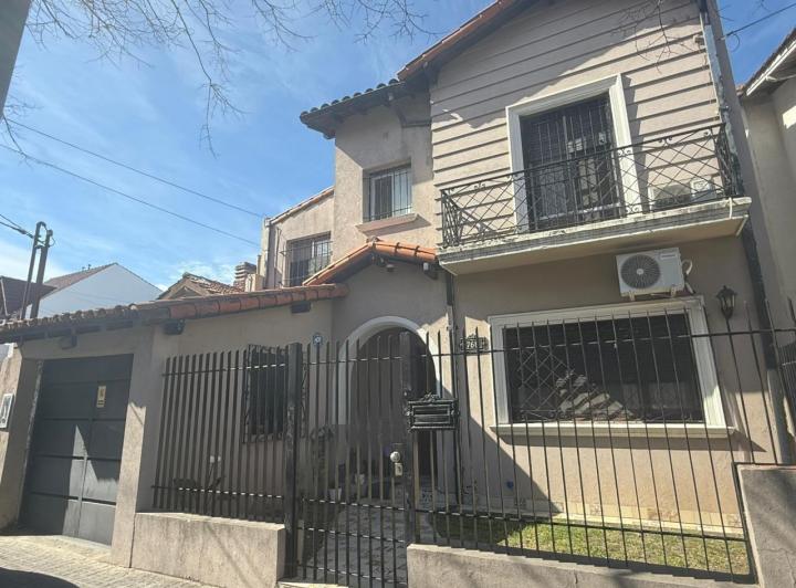Casa · 273m² · 5 Ambientes