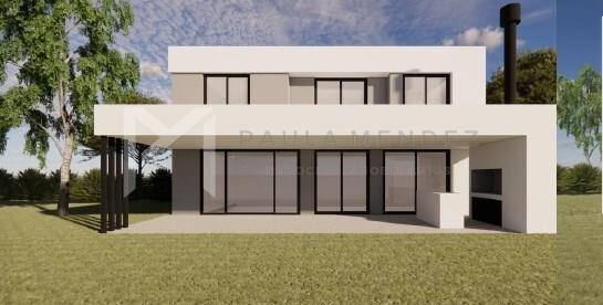 Casa · 325m² · 5 Ambientes · 2 Cocheras