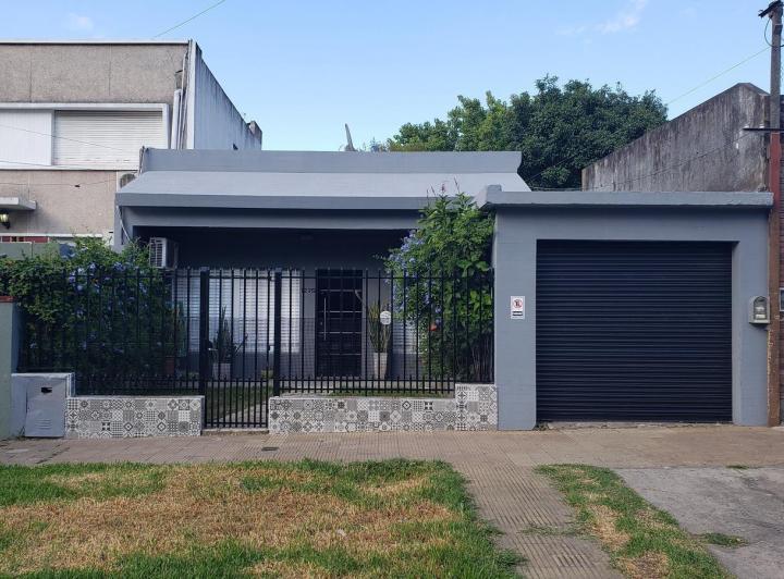 Casa · 150m² · 6 Ambientes · 1 Cochera
