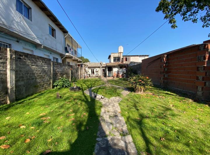 Casa · 155m² · 6 Ambientes · 1 Cochera