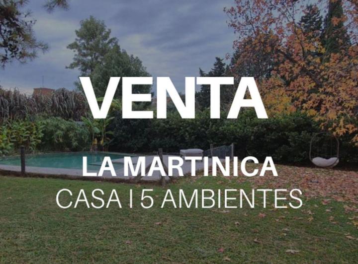 Casa · 261m² · 5 Ambientes · 2 Cocheras