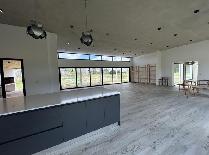 Casa · 277m² · 5 Ambientes