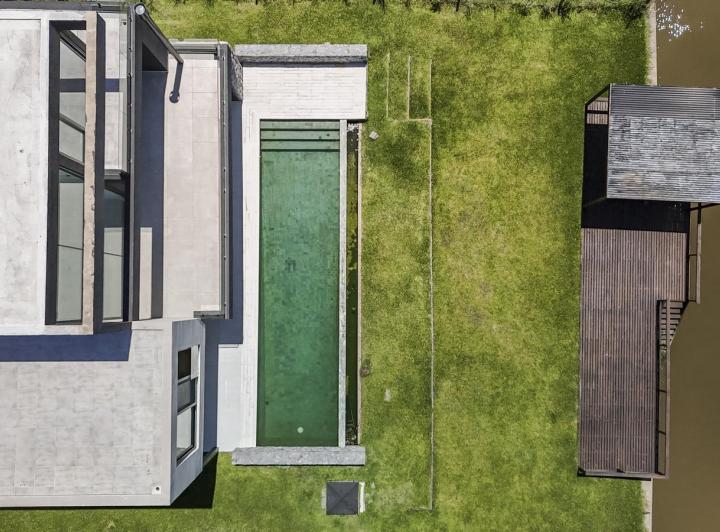 Casa · 590m² · 10 Ambientes · 2 Cocheras