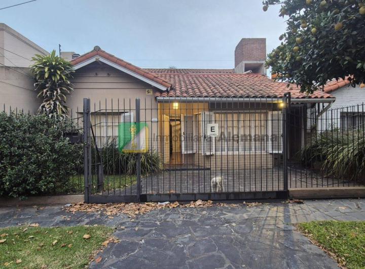 Casa · 186m² · 5 Ambientes · 1 Cochera