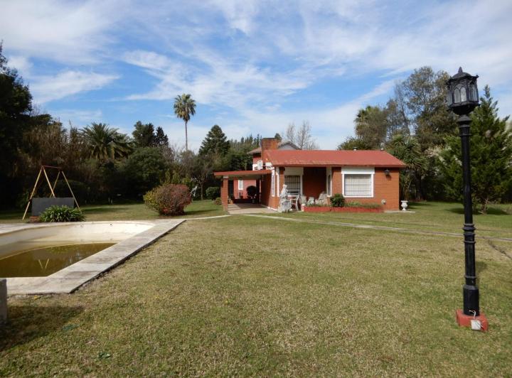 Casa · 90m² · 5 Ambientes · 1 Cochera