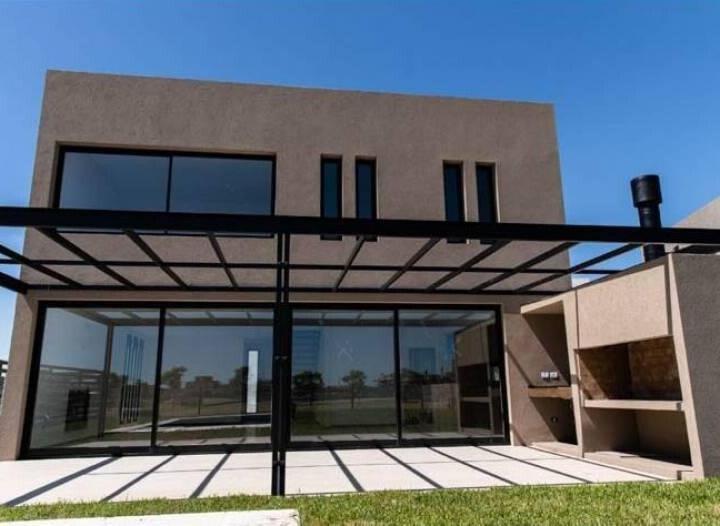 Casa · 202m² · 5 Ambientes