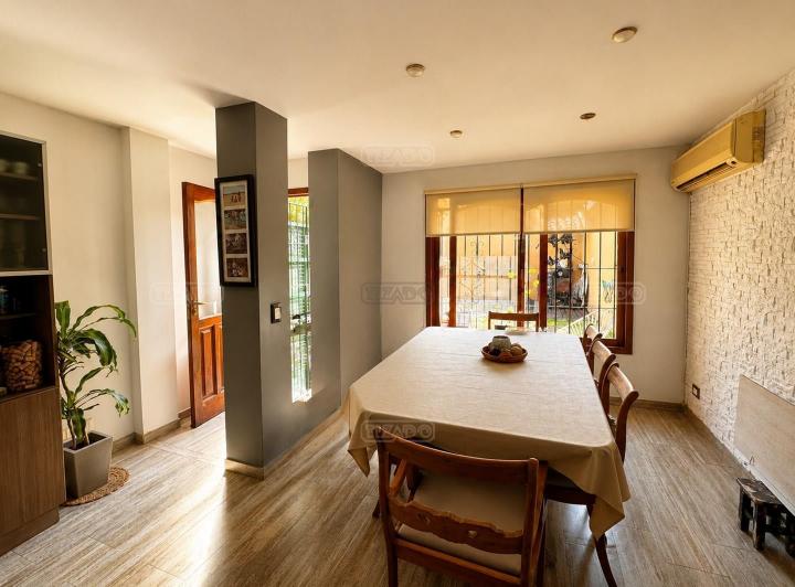 Casa · 128m² · 6 Ambientes · 1 Cochera