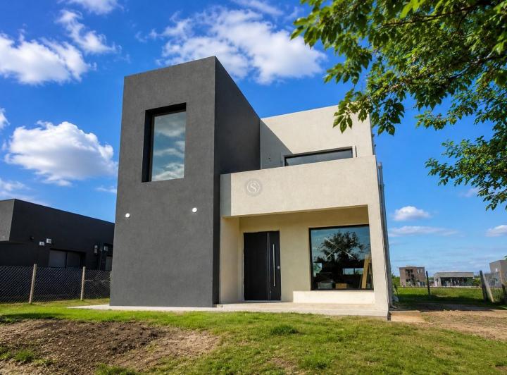 Casa · 130m² · 5 Ambientes
