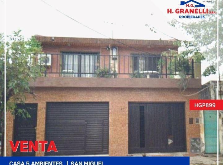 Casa · 190m² · 5 Ambientes · 2 Cocheras