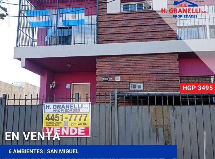 Casa · 200m² · 6 Ambientes · 2 Cocheras