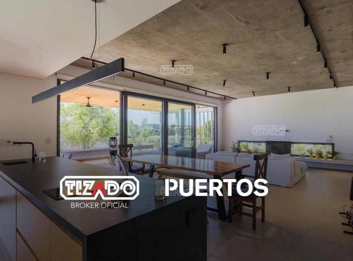 Casa · 260m² · 6 Ambientes · 1 Cochera