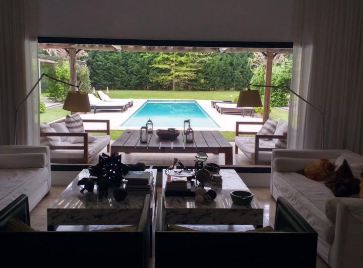 Casa · 495m² · 7 Ambientes · 4 Cocheras