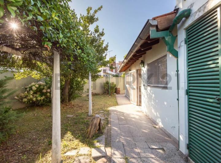 Casa · 147m² · 4 Ambientes · 1 Cochera