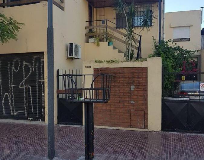 Casa · 319m² · 8 Ambientes · 2 Cocheras