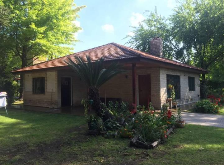Casa · 180m² · 5 Dormitorios