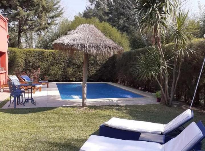 Casa · 319m² · 5 Ambientes · 1 Cochera