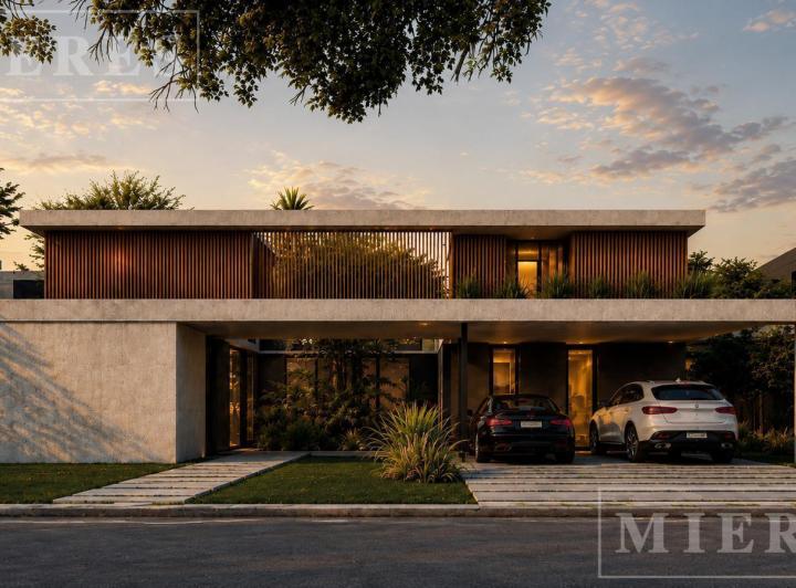 Casa · 293m² · 8 Ambientes · 2 Cocheras