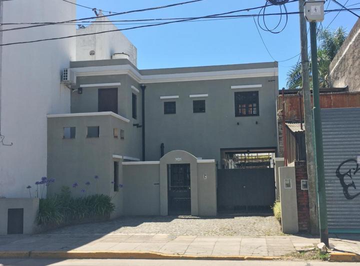 Casa · 197m² · 6 Ambientes · 6 Cocheras