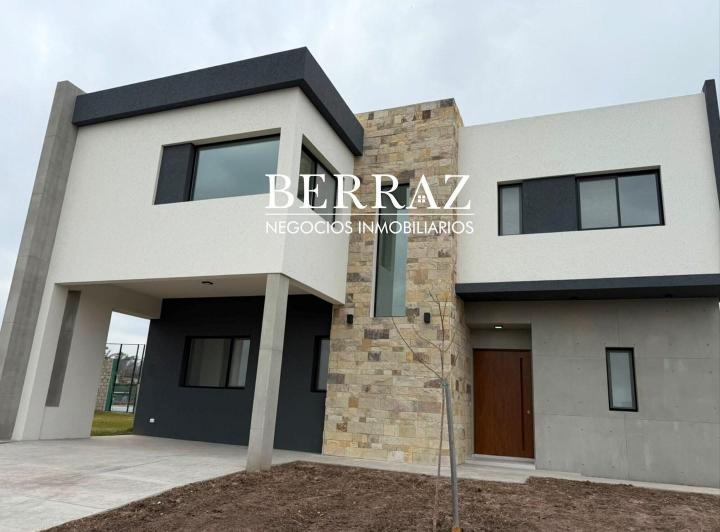Casa · 186m² · 5 Ambientes · 1 Cochera