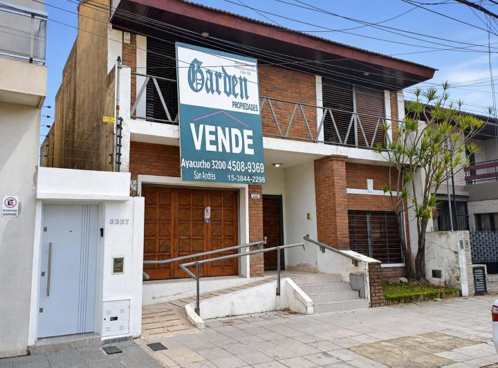 Casa · 174m² · 5 Ambientes · 1 Cochera
