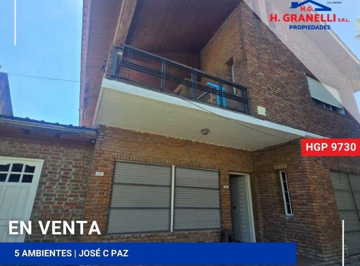Casa · 180m² · 5 Ambientes · 2 Cocheras