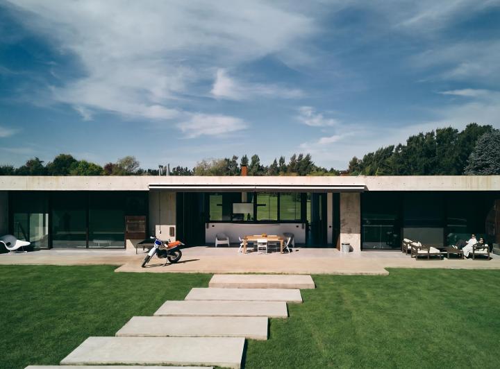 Casa · 462m² · 6 Ambientes · 5 Cocheras